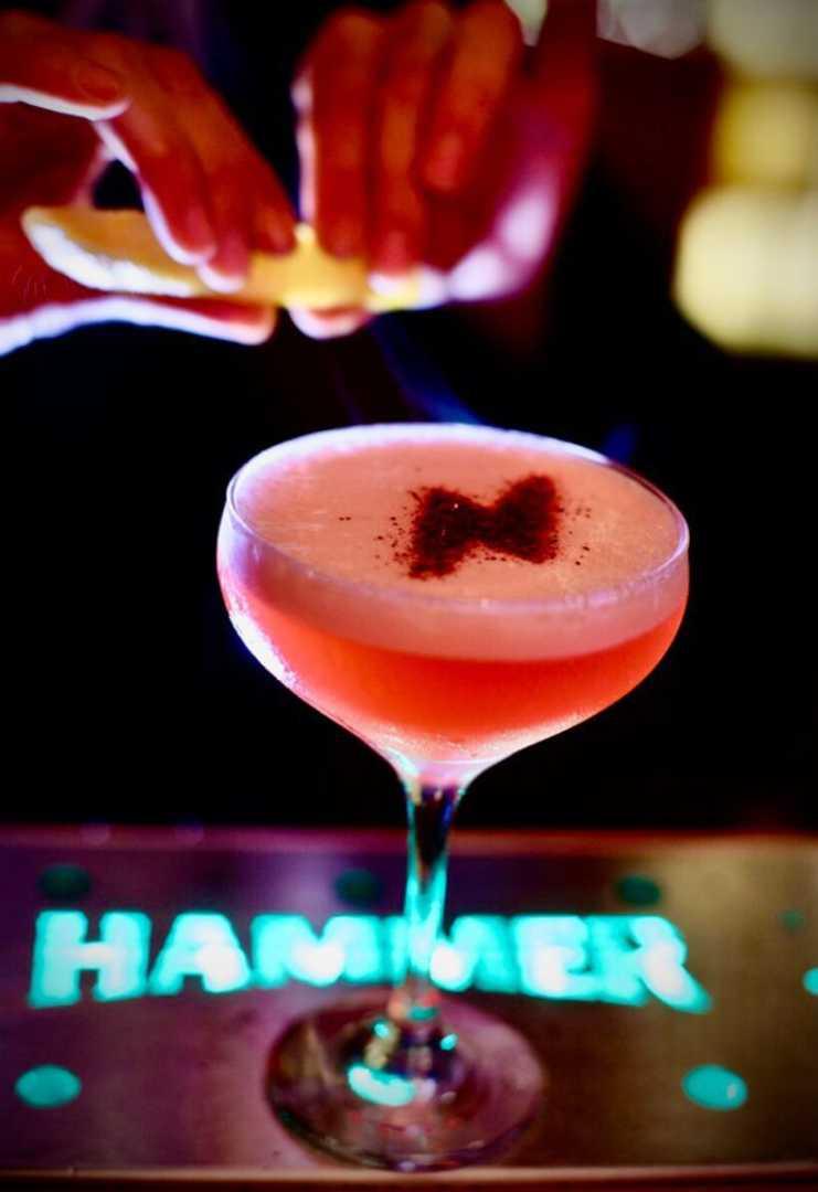 Hammer Bar Image